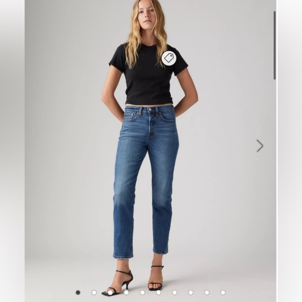 Levi’s Premium Wedgie 501 button fly SZ 24